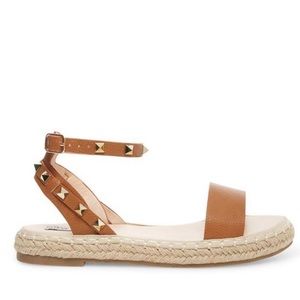 Steve Madden Ultimate Cognac Sandals